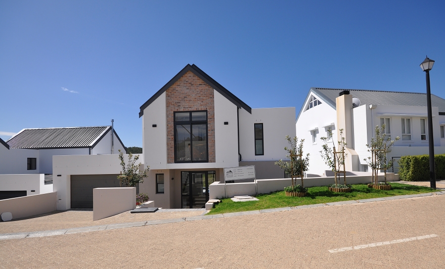 3 Bedroom Property for Sale in La Roche Western Cape